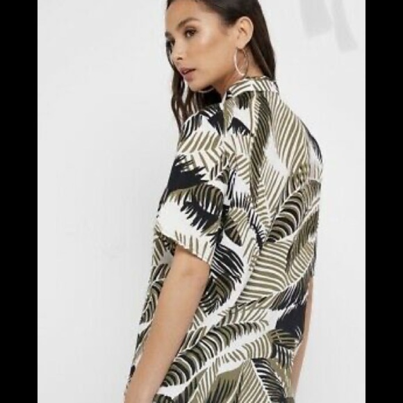 Topshop Women's Graphic Palm Print Bowler Shirt Size US 4 - Picture 10 of 11